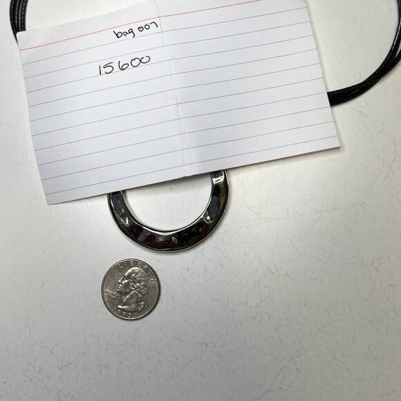 Chico's pendant necklace black pendant cord shiny hammered signed costume jewelr - Picture 14 of 14